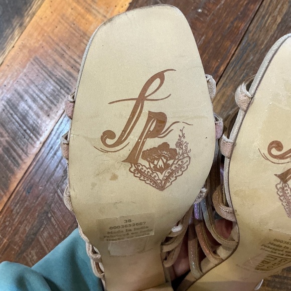 Free People Colette Cinched Heel Sandals Women’s Size  7.5–8) Rainbow Metallic - Picture 6 of 16